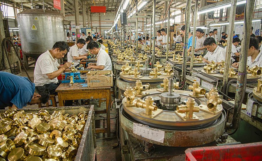 Faucet production line in Nan'an, Fujian